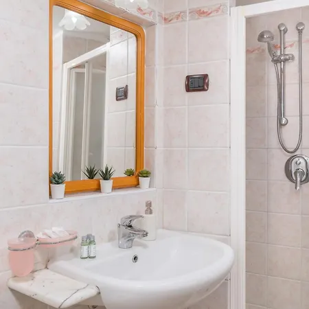 Villa Chiara 2 Bedr, View, Parking, Garden, Grill *
