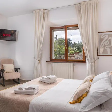 Villa Chiara 2 Bedr, View, Parking, Garden, Grill