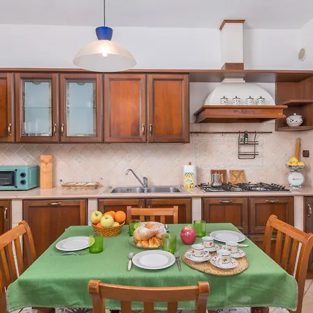 Villa Chiara 2 Bedr, View, Parking, Garden, Grill