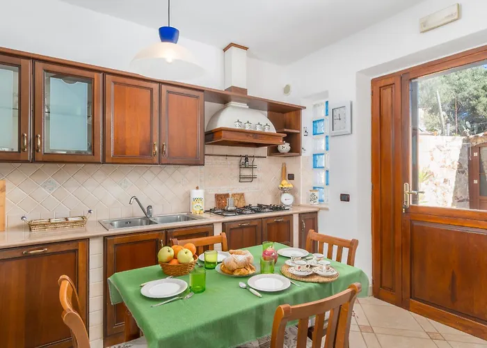 Villa Chiara 2 Bedr, View, Parking, Garden, Grill La Maddalena